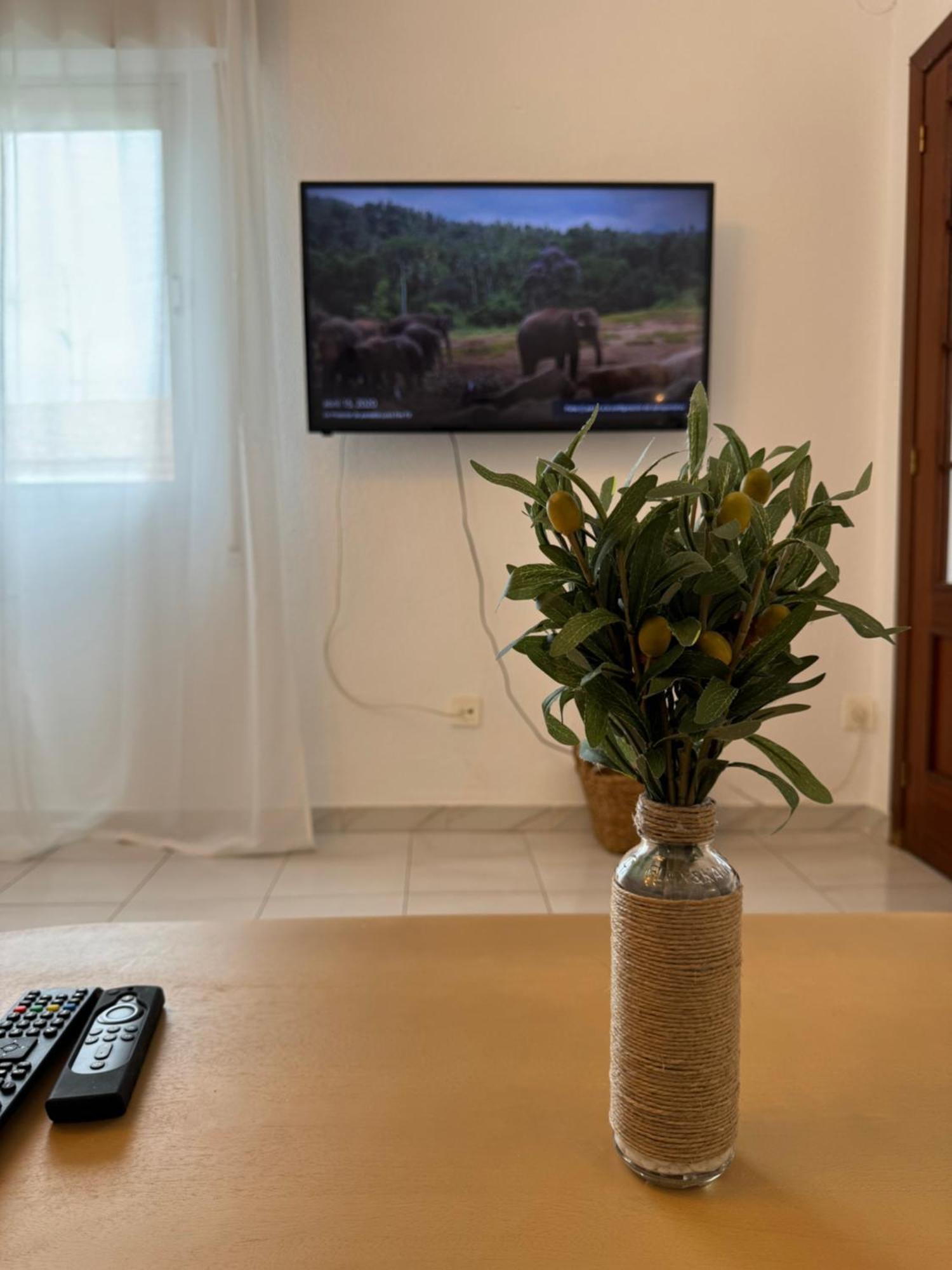 Entoelcentro Apartment Baeza Luaran gambar